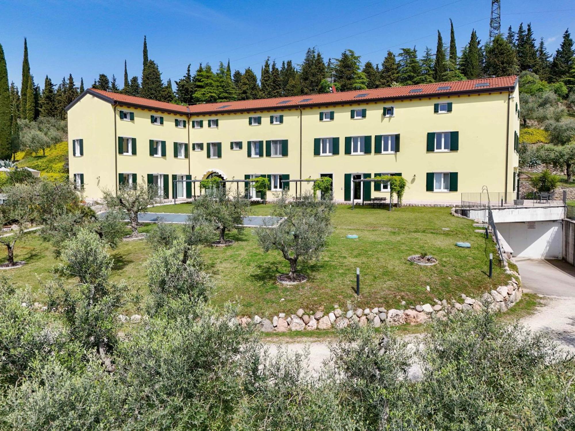 Residence Fontanelle Cavaion Veronese Bagian luar foto