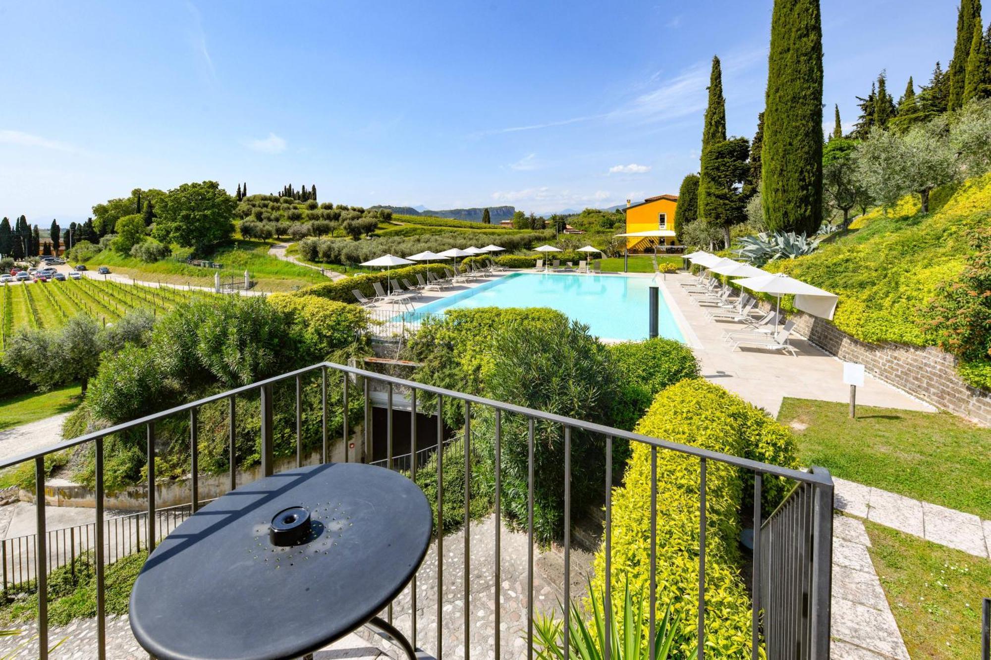 Residence Fontanelle Cavaion Veronese Bagian luar foto