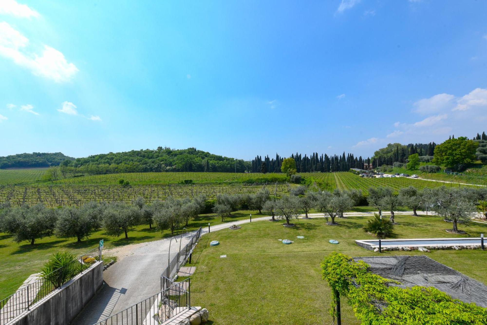 Residence Fontanelle Cavaion Veronese Bagian luar foto