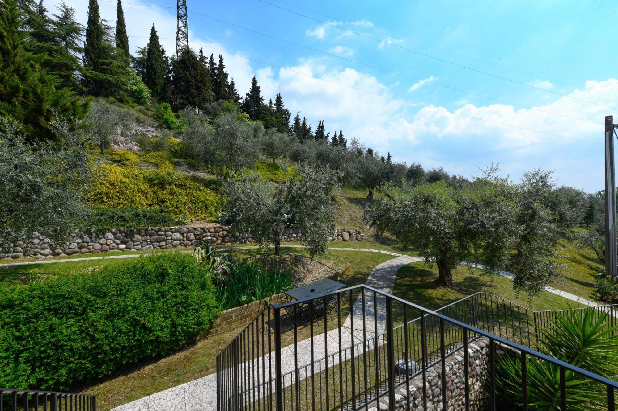 Residence Fontanelle Cavaion Veronese Bagian luar foto