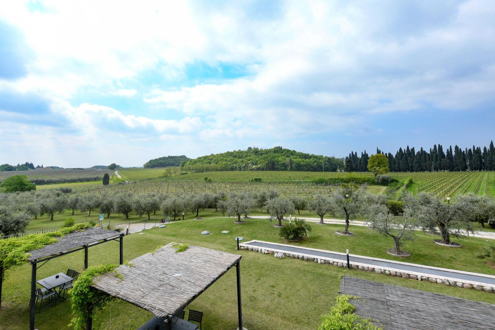 Residence Fontanelle Cavaion Veronese Bagian luar foto