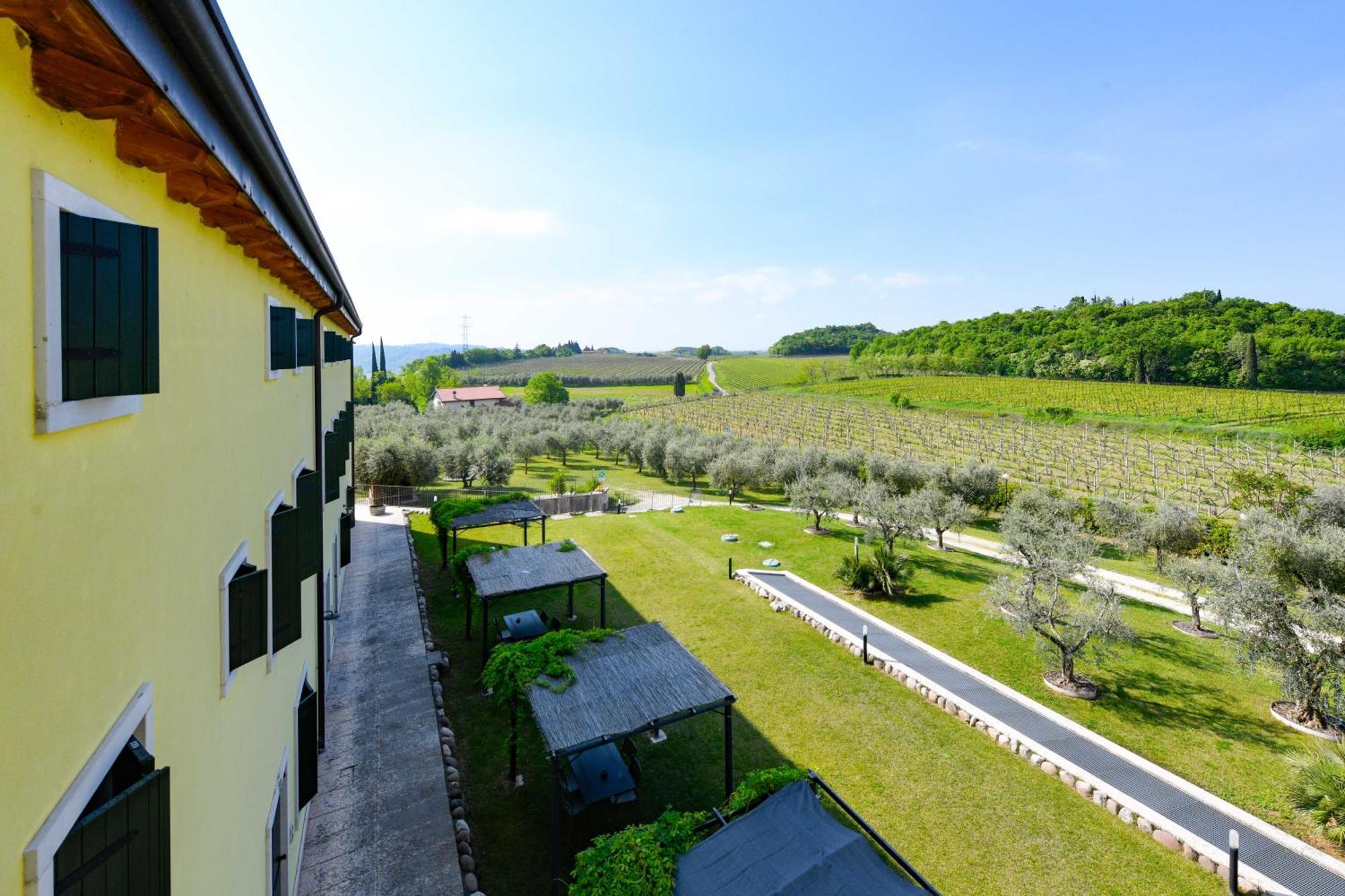 Residence Fontanelle Cavaion Veronese Bagian luar foto