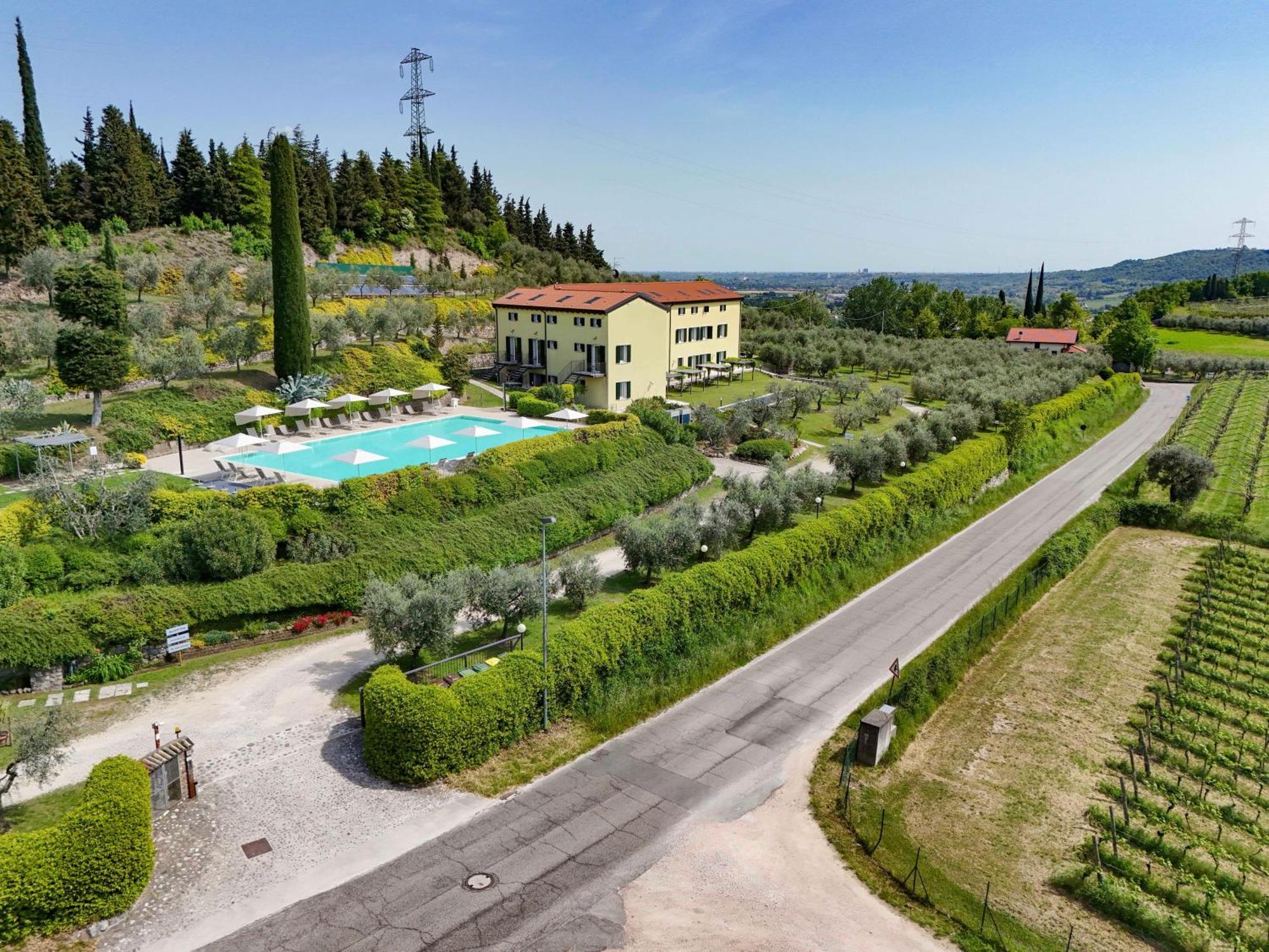 Residence Fontanelle Cavaion Veronese Bagian luar foto