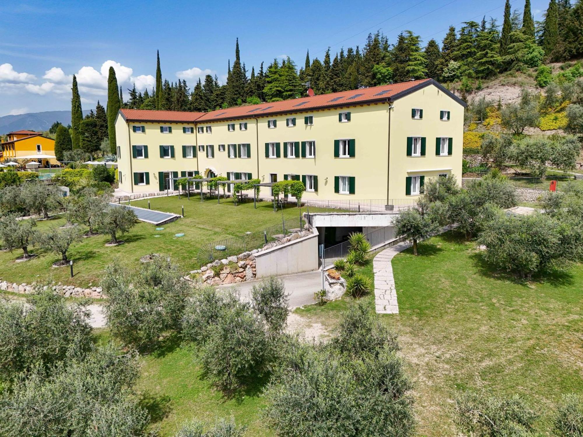 Residence Fontanelle Cavaion Veronese Bagian luar foto